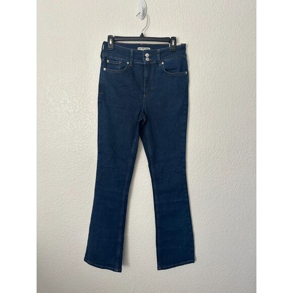 We The Free Shayla Mid Rise Boot Cut Jeans NWOT Size 31 - Picture 2 of 8